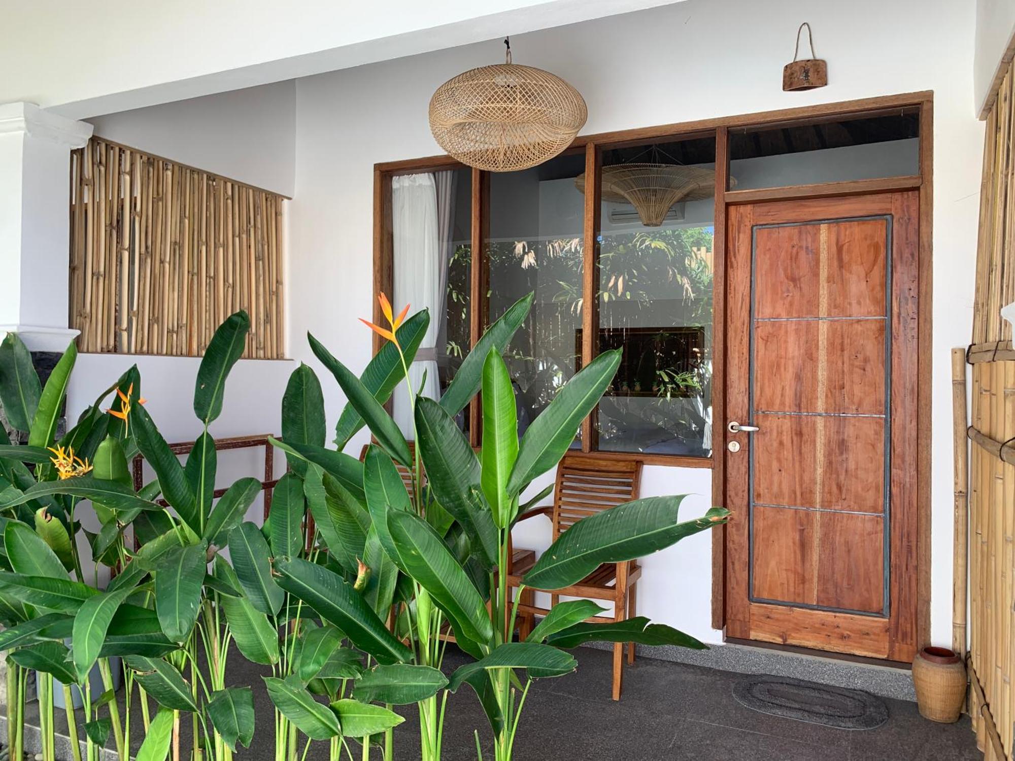 Aparthotel Morgan House Kuta  Exterior foto