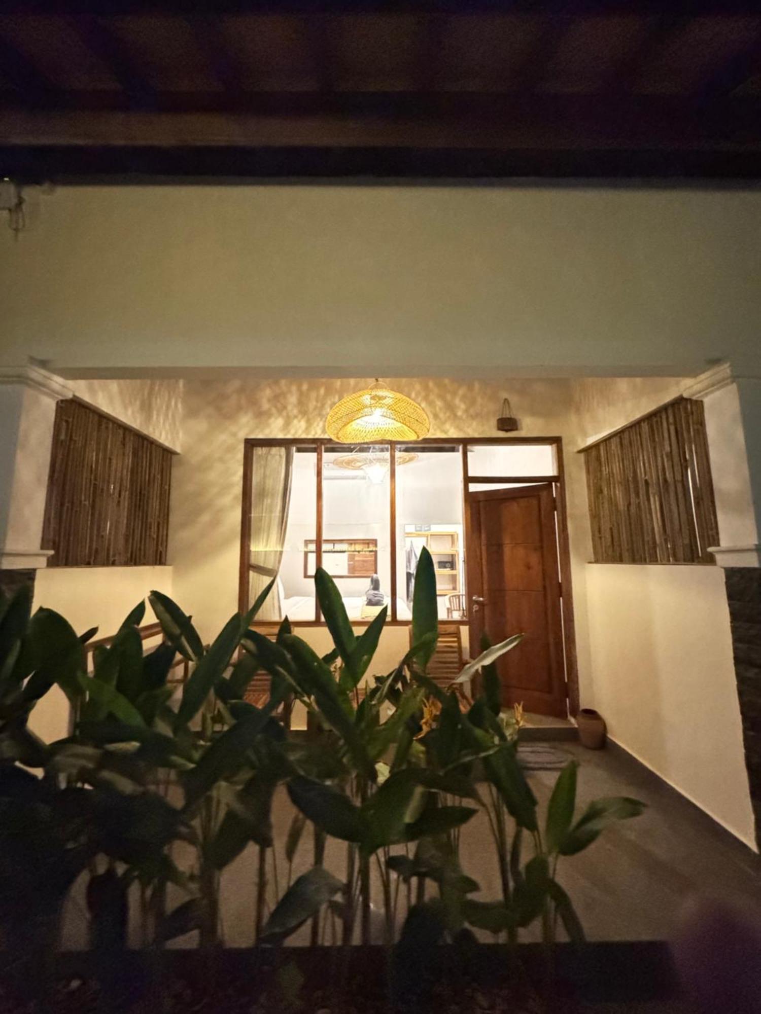 Aparthotel Morgan House Kuta  Exterior foto